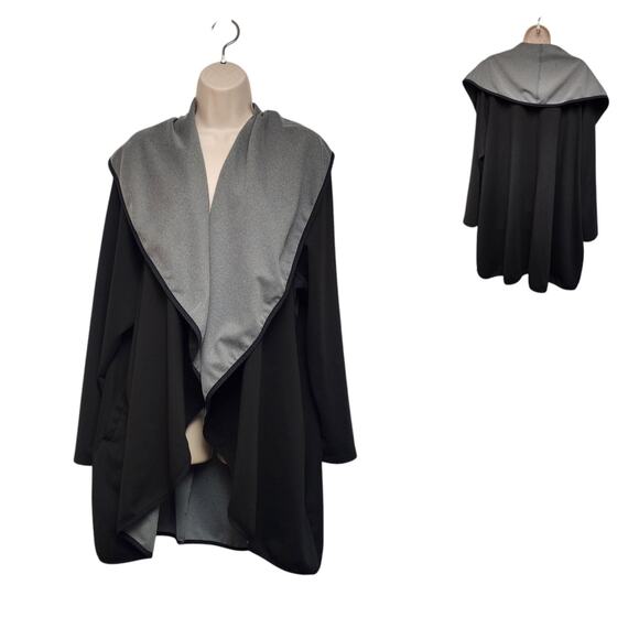 LIVI Active Open Cardigan Black/Gray Pockets Thumb Holes Size 22/24 - Picture 1 of 8